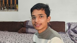 बिना लॉ पढ़े सुप्रीम कोर्ट में केस जीतने वाले अथर्व चतुर्वेदी के संघर्ष की कहानी, अब EWS कोटे से करेंगे MBBS