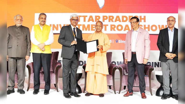 एक लाख करोड़ रुपए के निवेश प्रस्ताव, 60 हजार करोड़ के MoU, CM योगी के सिंगापुर दौरे से क्या कुछ मिला?