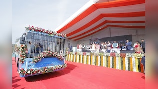 नितिन नवीन और रेखा गुप्ता ने 500 इलेक्ट्रिक बसों को दिखाई हरी झंडी, देश की सबसे बड़ी 'ग्रीन फ्लीट' बनी राजधानी