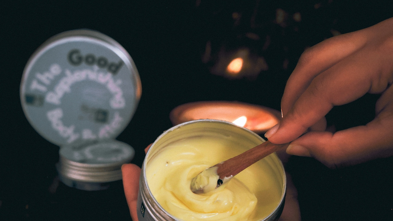 Top 5 Night Moisturisers to Repair and Restore Your Skin Overnight Under ₹1,000