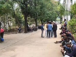 MP News: गाली-गलौज बना जान का दुश्मन! मामूली विवाद में नाबालिग ने कटर से किया हमला, युवक की मौत