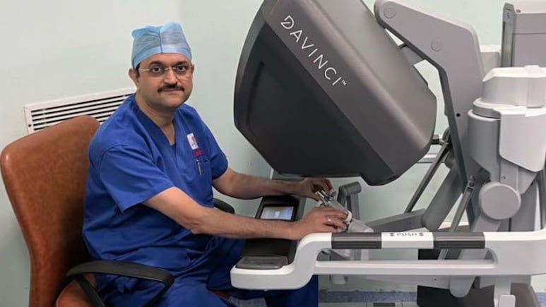 Mahatma Gandhi Hospital में पहली बार रोबोटिक डोनर हेपेटेक्टॉमी, 19 वर्षीय बेटी ने पिता को दिया नया जीवन