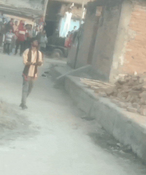 बिहार के दलित टोले में दबंग का खौफ, केस वापसी का दबाव बनाकर की अंधाधुंध फायरिंग