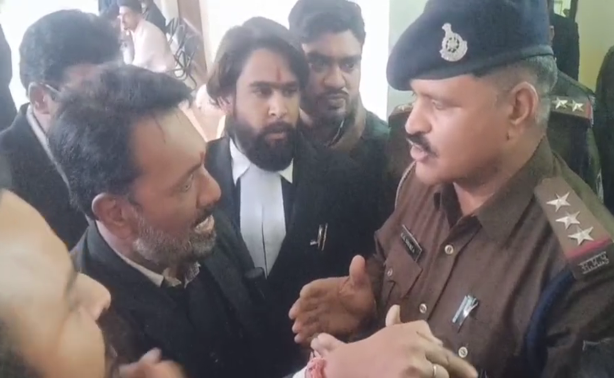 Bhopal Rape Case: 11वीं की छात्रा से दुष्कर्म का मामला; कोर्ट में हंगामा, वकीलों ने कर दी आरोपी की पिटाई