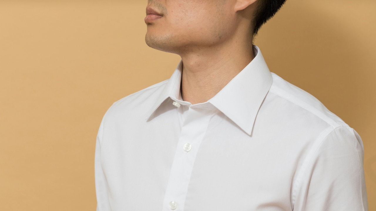 How To Whiten Dull White Shirts Fast: Easy Brightening Hack That Works