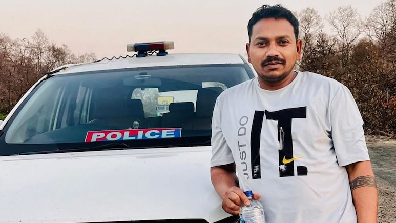 पुल&zwj;िसकर्मी ही बेच रहा हेरोइन! कांस्&zwj;टेबल हिमांशु बर्मन पकड़ा गया,क्या पूछताछ में सामने आएंगे और नाम?