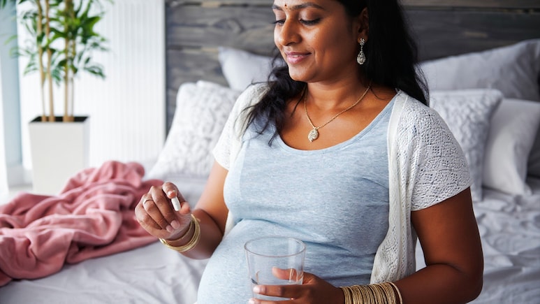 Vitamin B12 And Folate: Why Indian Mothers Need More Than Just Iron For Healthy Children?