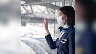 एयरहोस्टेस ने बताया यूनिफॉर्म पहनते ही बदल जाती है जिंदगी, फ्लाइट अटेंडेंट के सख्त नियम