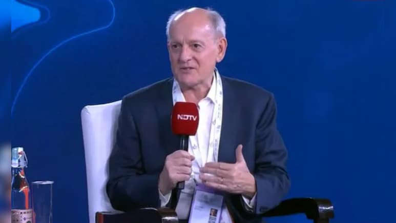 NDTV AI Summit: ज्यादातर AI कंपनियों के CEO कहते हैं, काश हम इसके विकास को रोक पातेः प्रो. स्टुअर्ट रसेल