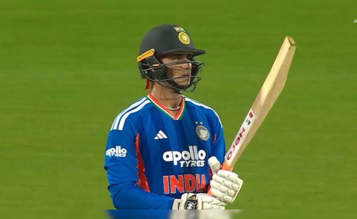 4 डॉट और धैर्य खो बैठे अभिषेक शर्मा... 5वीं बॉल पर थमा दिया अफरीदी को कैच, VIDEO