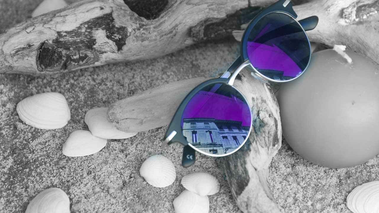 How To Find Sunglasses That Genuinely Suit Your Face Shape And Features