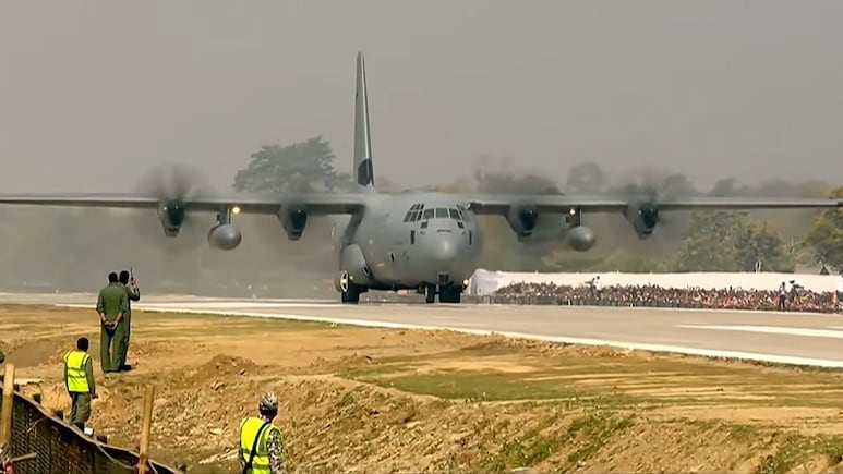 23 देशों का भरोसा, 90 टन वजन और हर मौसम में उड़ान... क्यों आसमान का 'सिकंदर' है C-130