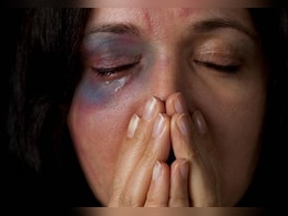 इस देश में पत्नियों को पीटना अब जुर्म नहीं, क्या अब घर भी बना कैदखाना!