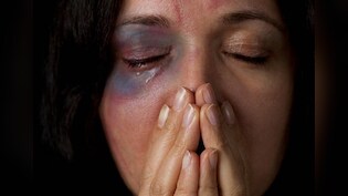 इस देश में पत्नियों को पीटना अब जुर्म नहीं, क्या अब घर भी बना कैदखाना!