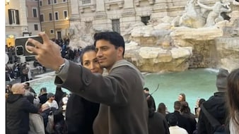 मलाइका अरोड़ा-हर्ष मेहता की रोमांटिक वैलेंटाइन सेल्फी वायरल! इटली में 19 साल छोटे हीरा कारोबारी के साथ मनाया