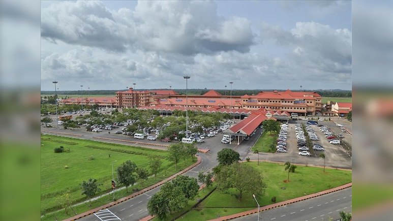 Kochi Airport Rolls Out India's First Hydrogen-Powered Passenger Buses