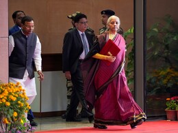 9 बजट और 9 रेशमी साड़&zwj;ियां: व&zwj;ित्त मंत्री का अनोखा स्&zwj;वैग, इस बार क्&zwj;या चुनेंगी व&zwj;ित्त मंत्री निर्मला सीतारमण