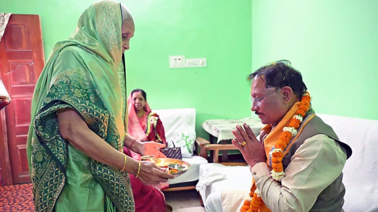 Chhattisgarh CM Vishnu Deo Sai Celebrates 62nd Birthday Seeks Mother Blessings in Bagia Chhattisgarh CM Vishnu Deo Sai Celebrates 62nd Birthday Seeks Mother Blessings in Bagia