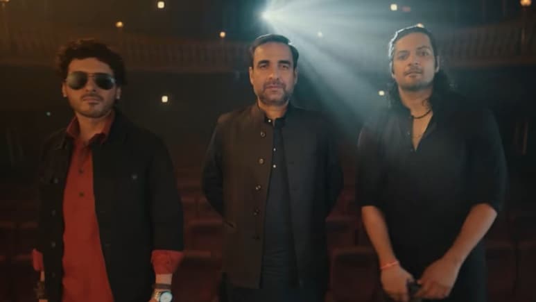 Pankaj Tripathi, Ali Fazal's <i>Mirzapur: The Movie</i> To Release On September 4. Divyenndu Returns As Munna Bhaiya