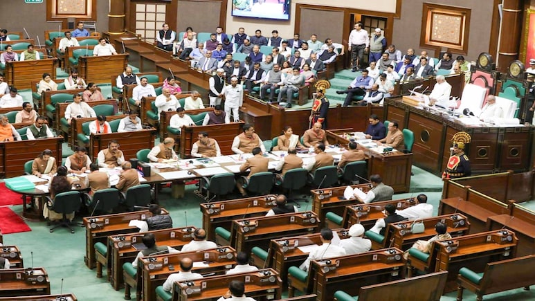 इंदौर में मिल चुका था रेड फ्लैग, फिर भी क्यों नहीं टला छिंदवाड़ा कफ सिरप कांड? विधानसभा में बड़ा खुलासा