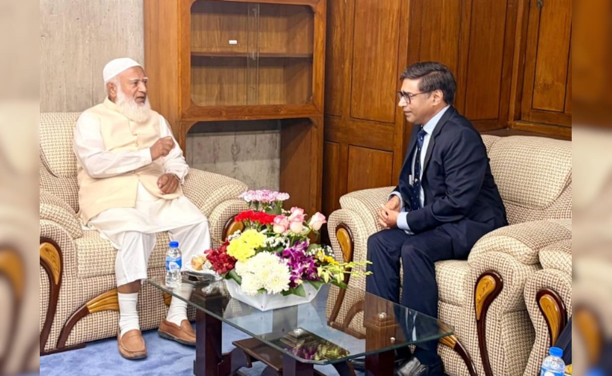 बांग्लादेश में जमात के चीफ के साथ बैठे भारत के विदेश सचिव, इस मुलाकात में छिपे बड़े मैसेज को समझिए