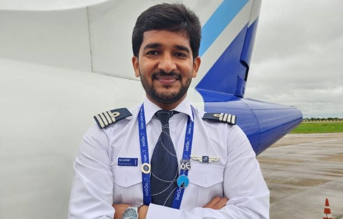 उड़ान भरने से पहले कैप्टन निशांत राय.