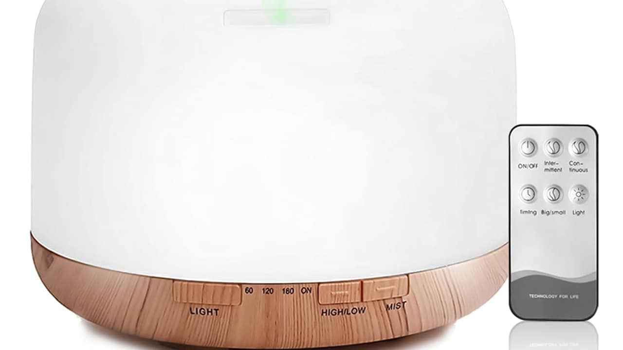 Cool Mist or Warm Mist Humidifier For AC Rooms: What Performs Better For Air Quality? Cool Mist or Warm Mist Humidifier For AC Rooms: What Performs Better For Air Quality?