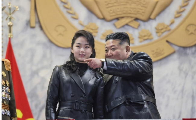 Dressed For Succession? Kim Jong Un, Daughter Match Coats, Fuel Speculation