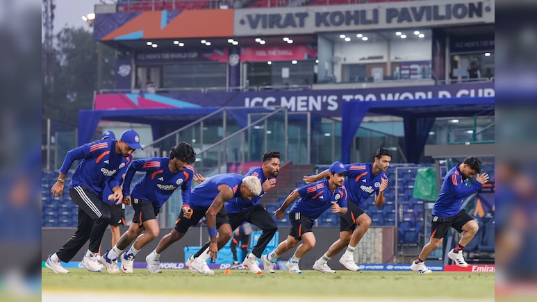 IND vs NAM: दिल्ली के अरुण जेटली स्टेडियम में पिच क्या असर दिखाएगी, बल्लेबाज मचाएंगे कहर या गेंदबाजों का होगा जलवा ?