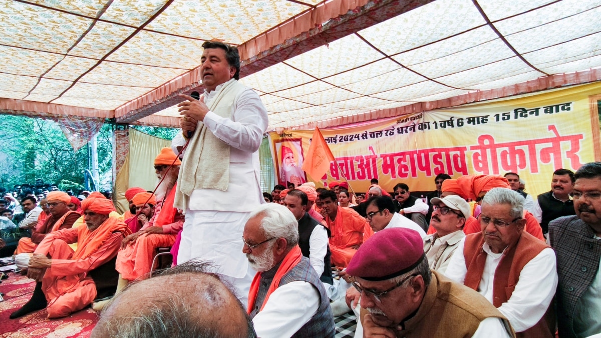 मंत्री के के विश्नोई ने धरने के दौरान आंदोलनकारियों को पहले भी आश्वासन दिया था