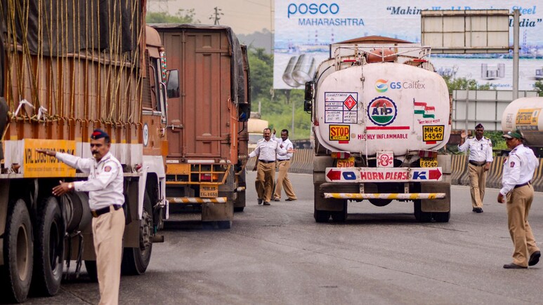 Mumbai Pune Expressway: तब्बल 33 तासानंतर मोकळा श्वास! मुंबई- पुणे एक्सप्रेसवेची मोठी अपडेट; सद्यस्थिती काय?