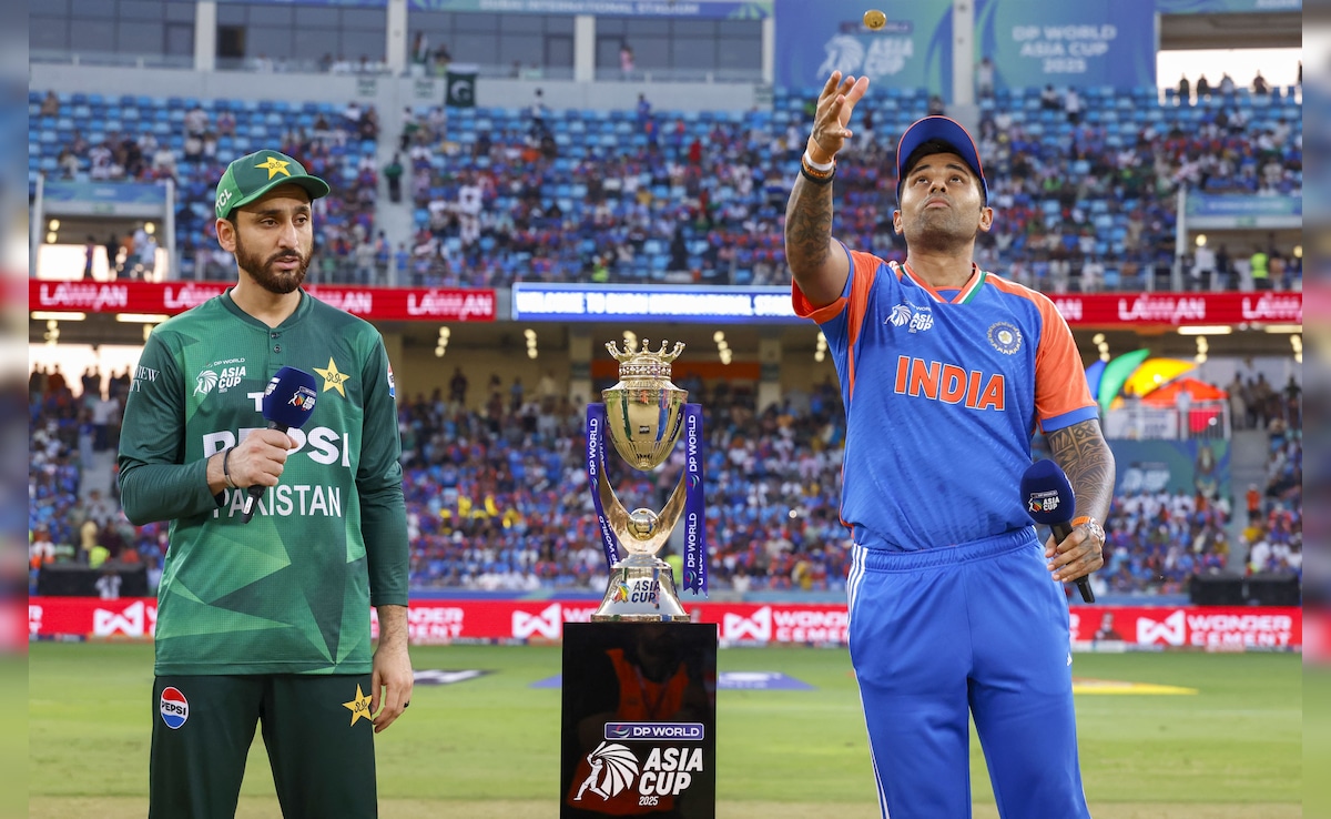 पाकिस्तान का यू-टर्न, ICC के अल्टीमेटम के बाद T20 विश्वकप में भारत के साथ खेलने को तैयार, शहबाज ने दी सफाई