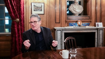 Keir Starmer Faces Calls to Quit After Departure of Two Top Aides