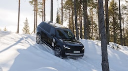 Jaguar Land Rover To Unveil New Electric Models In 2026