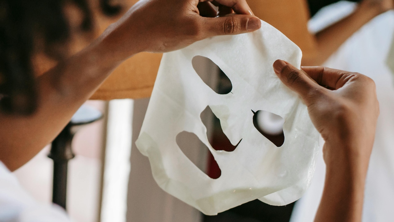 Affordable Sheet Masks Under ₹600 That Hydrate Skin In Minutes