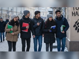 रूस में भारतीय छात्रों पर क्यों हो रहे हैं हमले? जानें हर साल कितने स्टूडेंट्स लेते हैं एडमिशन