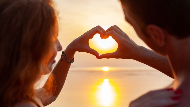 शादी से पहले संबंधों में सावधान रहें... सुप्रीम कोर्ट की बड़ी टिप्पणी, यूं ही भरोसा न करने की दी नसीहत