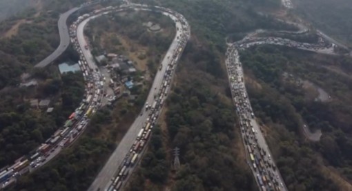 Mumbai-Pune Expressway Jam: 1 Lakh Vehicles To Get Rs 5.16 Crore Toll Refund