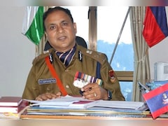 IPS अधिकारी देवेश चंद्र श्रीवास्तव को तिहाड़ जेल का DG बनाया गया