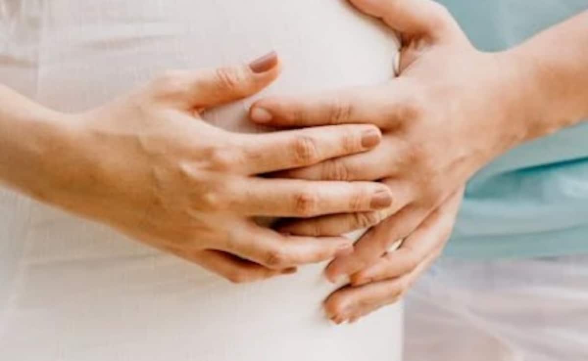 Chinese Influencer Under Fire For Posting Wife's 23-Hour Labour For Views: "Shameless Marketing"
