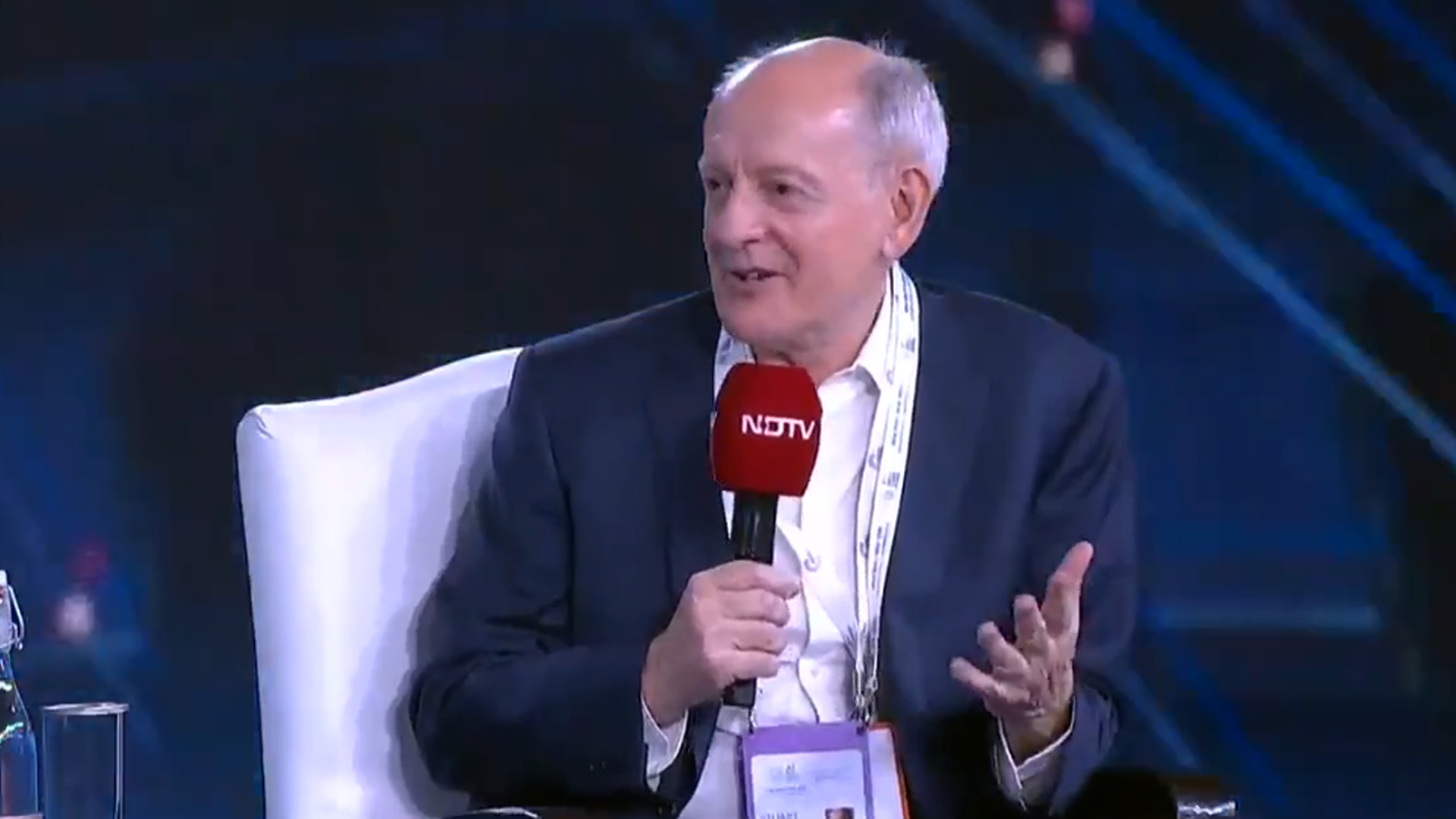 "Chernobyl-Scale Disaster" Warning In AI Pioneer Stuart Russell's Note To World