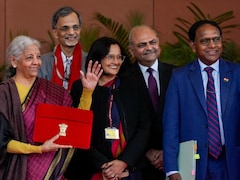 Budget 2026: खादी को बढ़ावा देने के लिए महात्मा गांधी ग्राम स्वरोजगार योजना शुरू होगी, कैसे और किसे फायदा होगा?