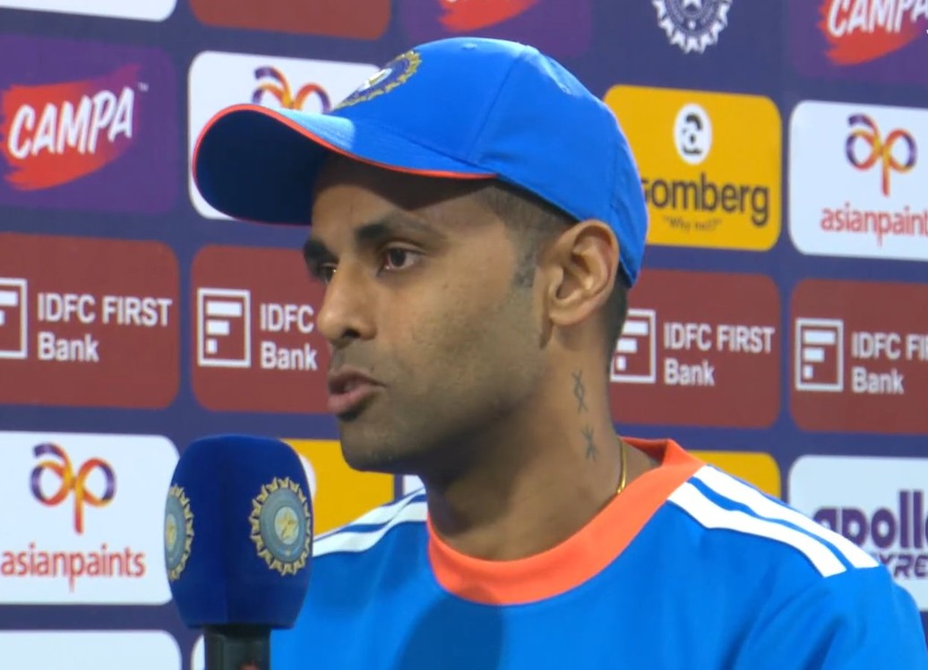 'अच्छा सिरदर्द है', पहले लड़खड़ाए बल्लेबाज, उसके बाद गेंदबाजों की हुई कुटाई, फिर भी खुश क्यों हैं कैप्टन सूर्या?