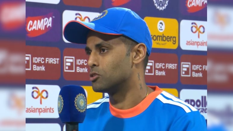 'अच्छा सिरदर्द है', पहले लड़खड़ाए बल्लेबाज, उसके बाद गेंदबाजों की हुई कुटाई, फिर भी खुश क्यों हैं कैप्टन सूर्या?