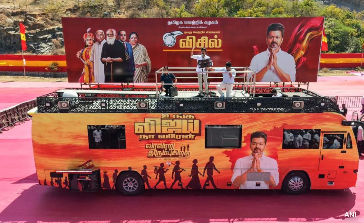 AIADMK's "Carry Coffin" Jab As Man Dies Hours After Attending Vijay's Rally