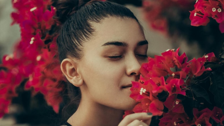 Fatal Whiff? Why Smelling Some Popular Flowers Could Be Riskier Than You Think