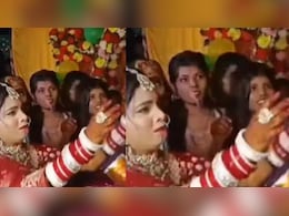 वरमाला में हुआ खेला, दुल्हन के कदम से बदला पूरा माहौल, सन्न रहे घराती-बाराती