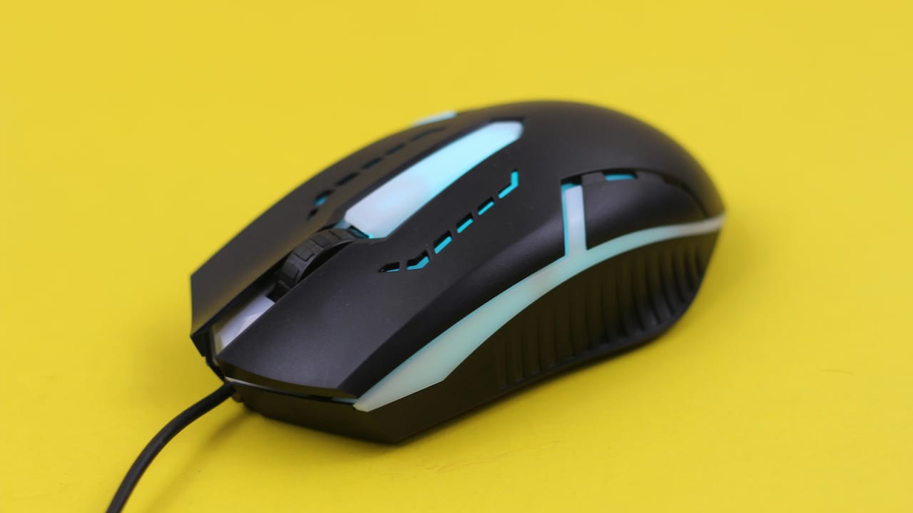Wired vs. Wireless Gaming Mouse: Which Has Lower Lag?