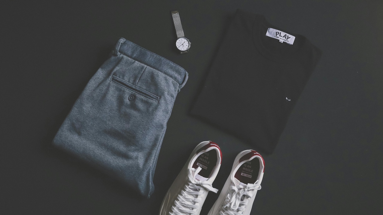 Best Trousers for Humid Weather: Why Linen Beats Cotton Every Time