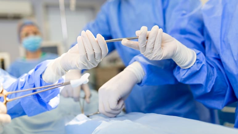 लाखों का खर्च नहीं...अब रायगढ़ मेडिकल कॉलेज में 'फ्री' में करा सकेंगे TKR और THR सर्जरी, दर्द से मिलेगा छुटकारा